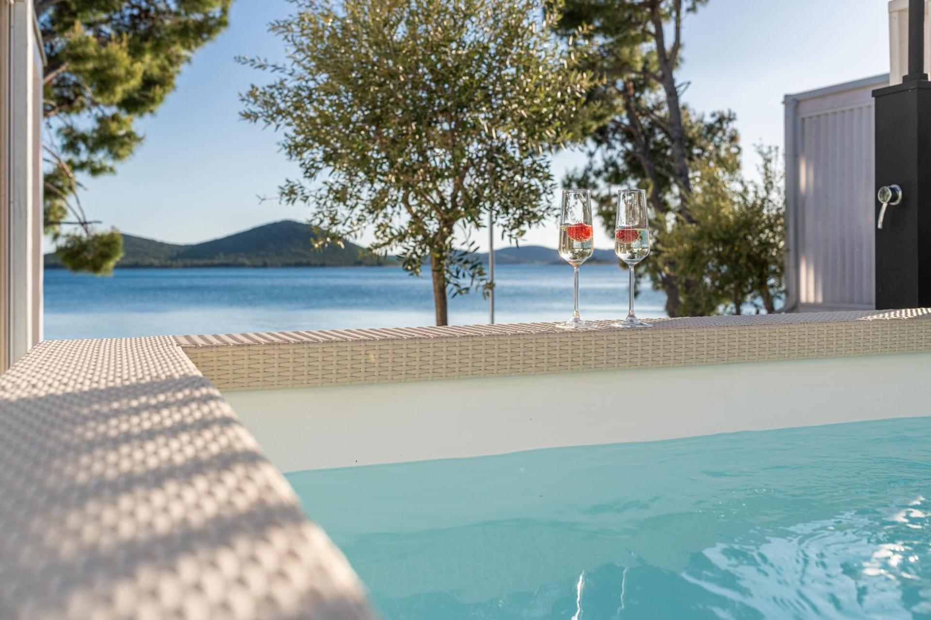 Oi Concept Village Buqez & Vita Drage Exterior foto
